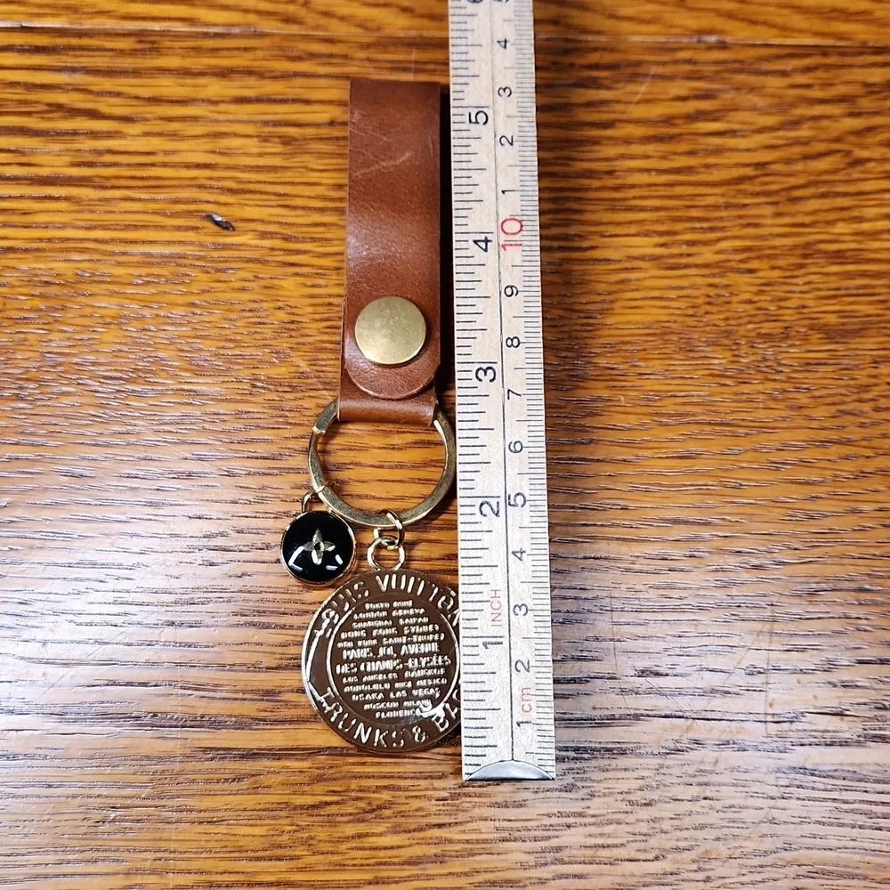 FASHION Brown Key Fob with Logo Charms